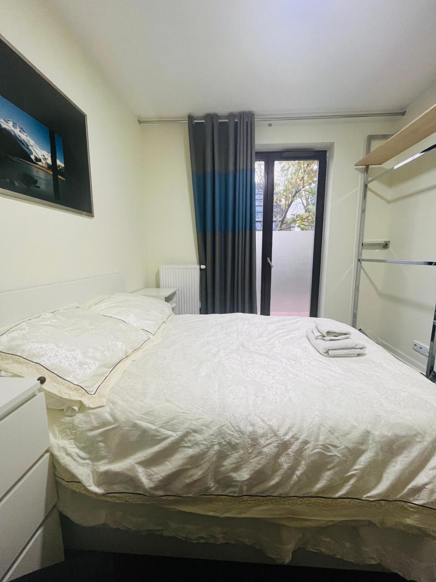 Airport Comfy Guest Home Warschau Exterior foto